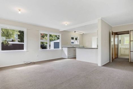 Photo of property in 74 Nortons Road, Avonhead, Christchurch, 8042