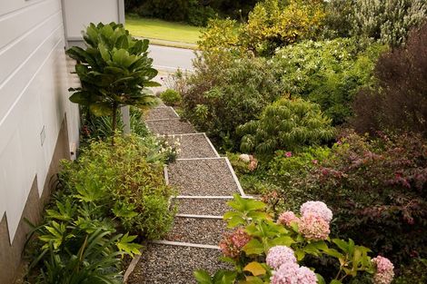 Photo of property in 15 Gloaming Hill, Titahi Bay, Porirua, 5022