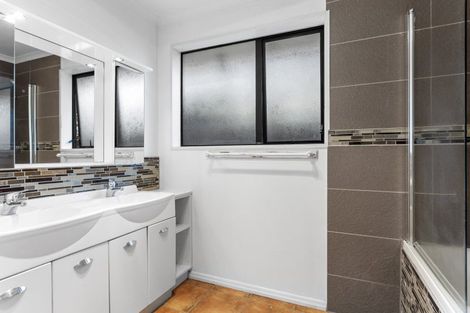 Photo of property in 8 Lacy Gate Place, Woodend, 7610