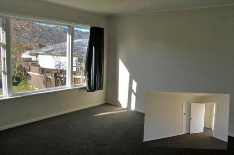 Photo of property in 201 Wellington Road, Wainuiomata, Lower Hutt, 5014
