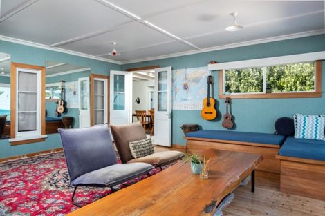 Photo of property in 12 Makorori Beach Road, Makorori, Gisborne, 4073