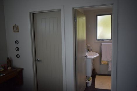 Photo of property in 11 Conway Street, Macandrew Bay, Dunedin, 9014