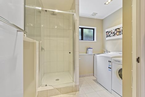 Photo of property in 6a Torkar Road, Clarks Beach, 2122