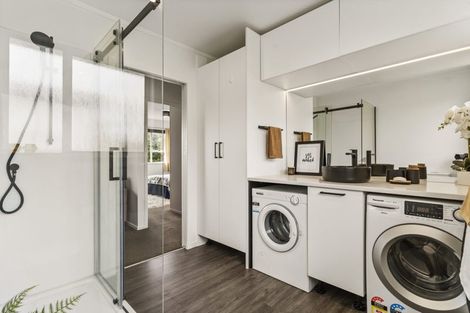 Photo of property in 2/23 Taitua Drive, Te Atatu South, Auckland, 0610