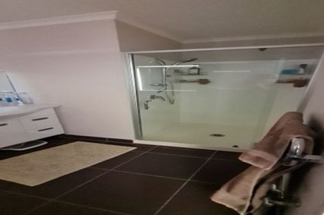 Photo of property in 22 Ranchod Terrace, Pukekohe, 2120