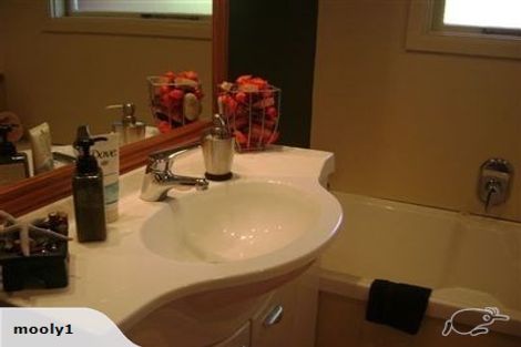 Photo of property in 17a Dulles Place, Papanui, Christchurch, 8053