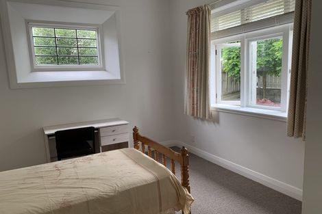 Photo of property in 130 Moxham Avenue, Hataitai, Wellington, 6021