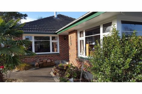 Photo of property in 27 Barclay Place, Burwood, Christchurch, 8061