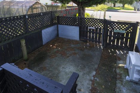 Photo of property in 18 Swinburn Street, Dannevirke, 4930