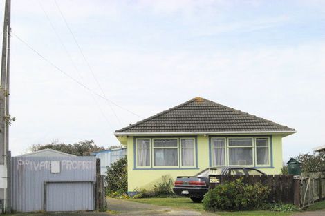 Photo of property in 11 Andrews Place, Gonville, Whanganui, 4501