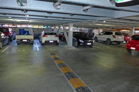 Photo of property in 307/7 Humber Street, Pandora, Napier, 4110