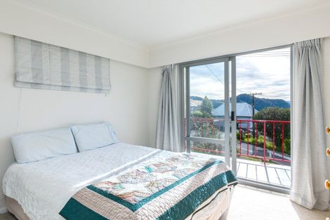 Photo of property in 9 Russell Street, Picton, 7220