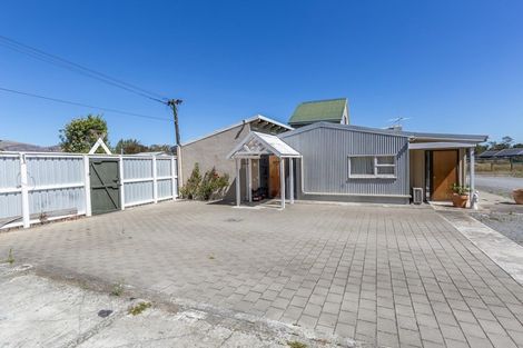 Photo of property in 71a Maces Road, Bromley, Christchurch, 8062