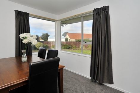 Photo of property in 119b Prestons Road, Redwood, Christchurch, 8051