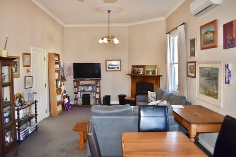 Photo of property in 22 Seddon Street, Levin, 5510