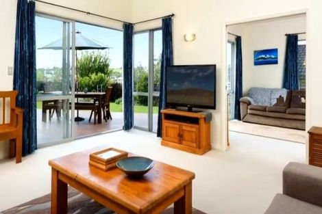 Photo of property in 5 Discovery Avenue, Welcome Bay, Tauranga, 3112