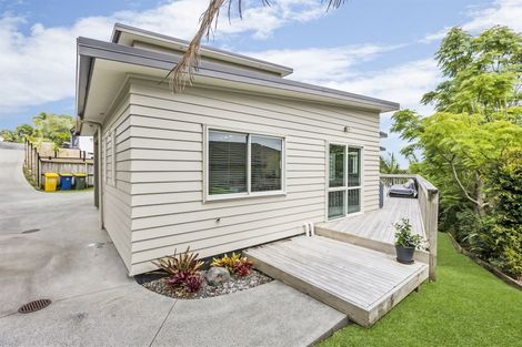 Photo of property in 10 Treetops Way, Bayview, Auckland, 0629