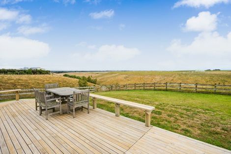 Photo of property in 21 Sutherland Road, Sanson, Palmerston North, 4479