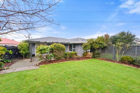 Photo of property in 15 Algie Place, Avonhead, Christchurch, 8042