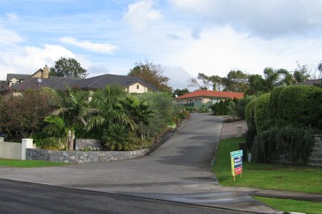Photo of property in 3b Estuary Views, Shelly Park, Auckland, 2014