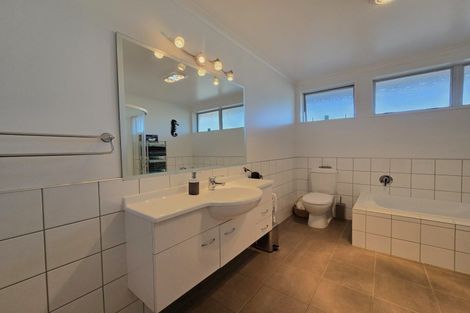 Photo of property in 135 Hall Street, Hokitika, 7810