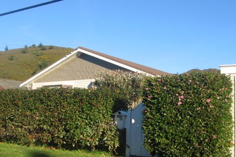 Photo of property in 16 Burnside Street, Waterloo, Lower Hutt, 5011