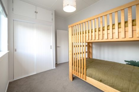 Photo of property in 19 Humphries Street, Greytown, 5712