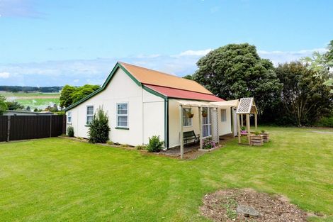 Photo of property in 32 Gloag Street, Waverley, 4510