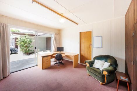 Photo of property in 27a Redwood Grove, Hokowhitu, Palmerston North, 4410