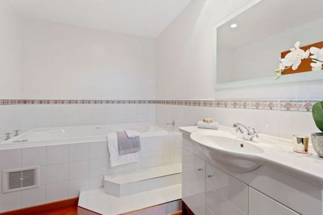 Photo of property in 323 Gardiners Road, Harewood, Christchurch, 8051