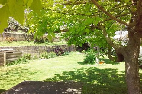 Photo of property in 33 Breakwater Road, Moturoa, New Plymouth, 4310