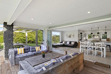 Photo of property in 1557 Waiuku Road, Waiuku, 2681