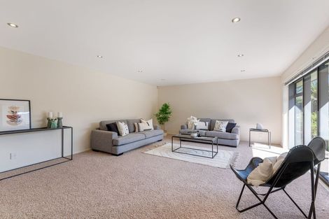 Photo of property in 43 Berkshire Drive, Avonhead, Christchurch, 8042