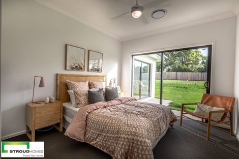 Photo of property in 17 Tamahunga Drive, Matakana, 0985