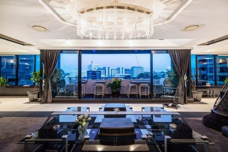 Photo of property in 3a/2 Saint Martins Lane, Grafton, Auckland, 1010