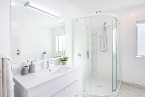 Photo of property in 7 Kakapo Lane, Redwood, Christchurch, 8051