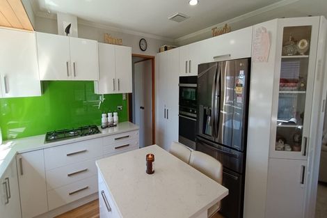 Photo of property in 58 Carnoustie Drive, Wattle Downs, Auckland, 2103