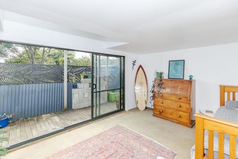 Photo of property in 2 Smith Street, Raglan, 3225
