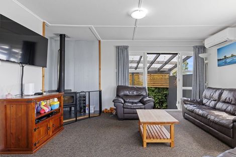 Photo of property in 35 Patikura Place, Turangi, 3334