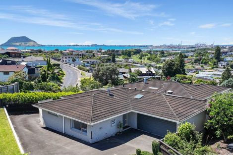 Photo of property in 42a Whitaker Street, Otumoetai, Tauranga, 3110