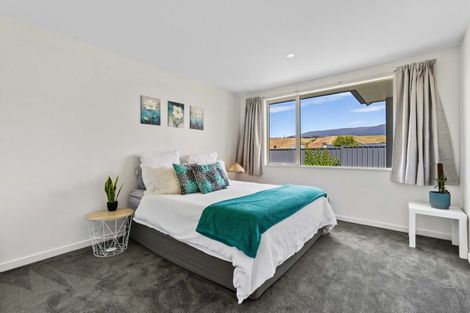 Photo of property in 3 De Bettencor Place, Mount Pisa, Cromwell, 9383