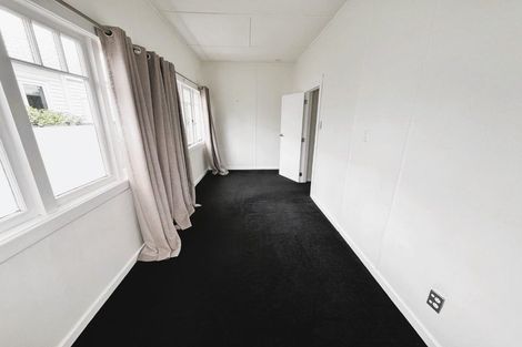 Photo of property in 71 Williams Street, Cambridge, 3434