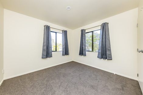 Photo of property in 1/3 Orwell Road, Greenhithe, Auckland, 0632