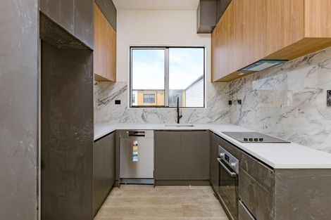 Photo of property in 2/6c William Roberts Road, Pakuranga, Auckland, 2010