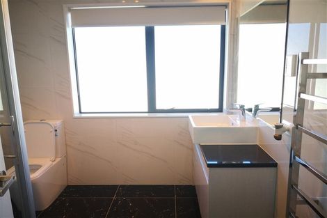 Photo of property in 58 Golden Morning Drive, Albany Heights, Auckland, 0632