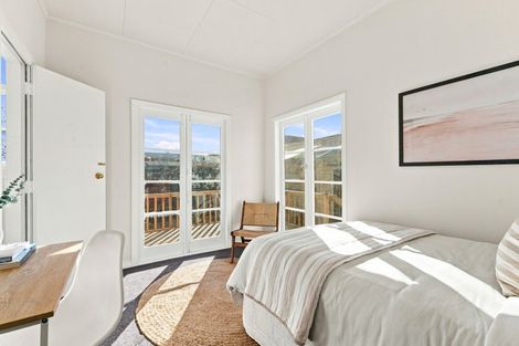 Photo of property in 1 Karewa Street, Castlecliff, Whanganui, 4501