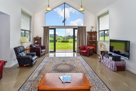 Photo of property in 480 Creightons Road, Clevedon, Papakura, 2582