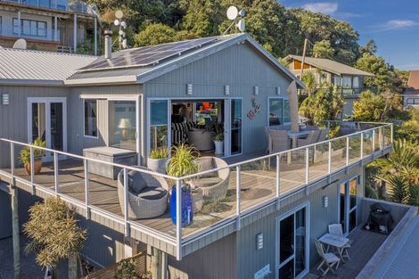 Photo of property in 22 Tairua Terrace, Tairua, 3508