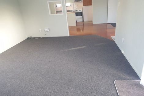 Photo of property in 12 Edwin Freeman Place, Ranui, Auckland, 0612