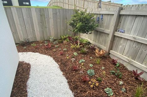 Photo of property in 12/18 Ashley Place, Papamoa Beach, Papamoa, 3118